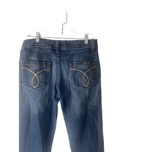 Calvin Klein Jeans Women's Size 6 Medium Wash Capri Jeans